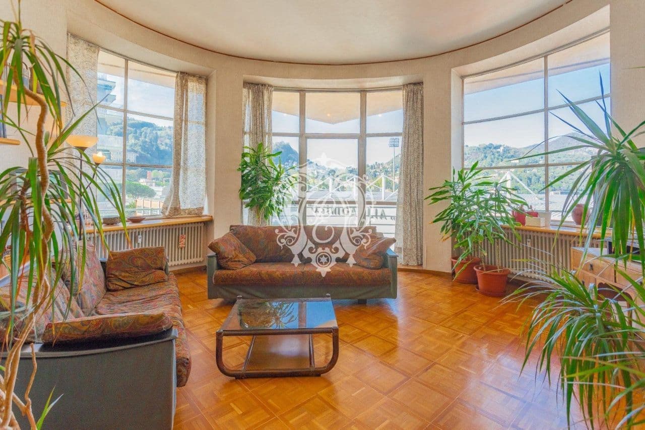Квартира в Комо, Италия, 182 м², фото 2
