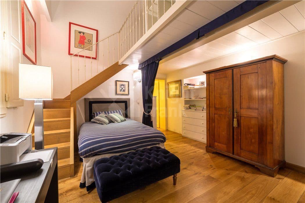 5-Bedroom Apartment in Florence, photo 5