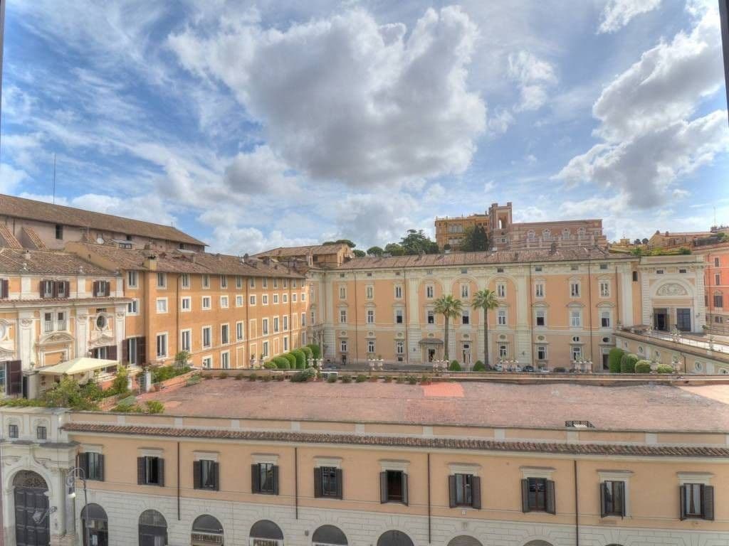 7-Bedroom Penthouse in Rome, photo 2