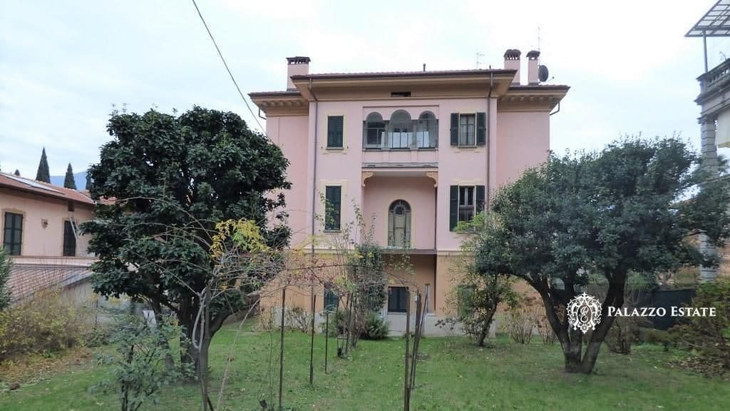 3-Bedroom Apartment in Menaggio, photo 3
