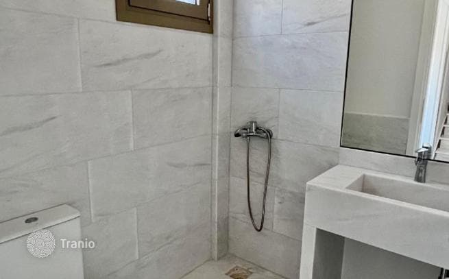 2-Bedroom Apartment in Amudia, Greece, photo 2