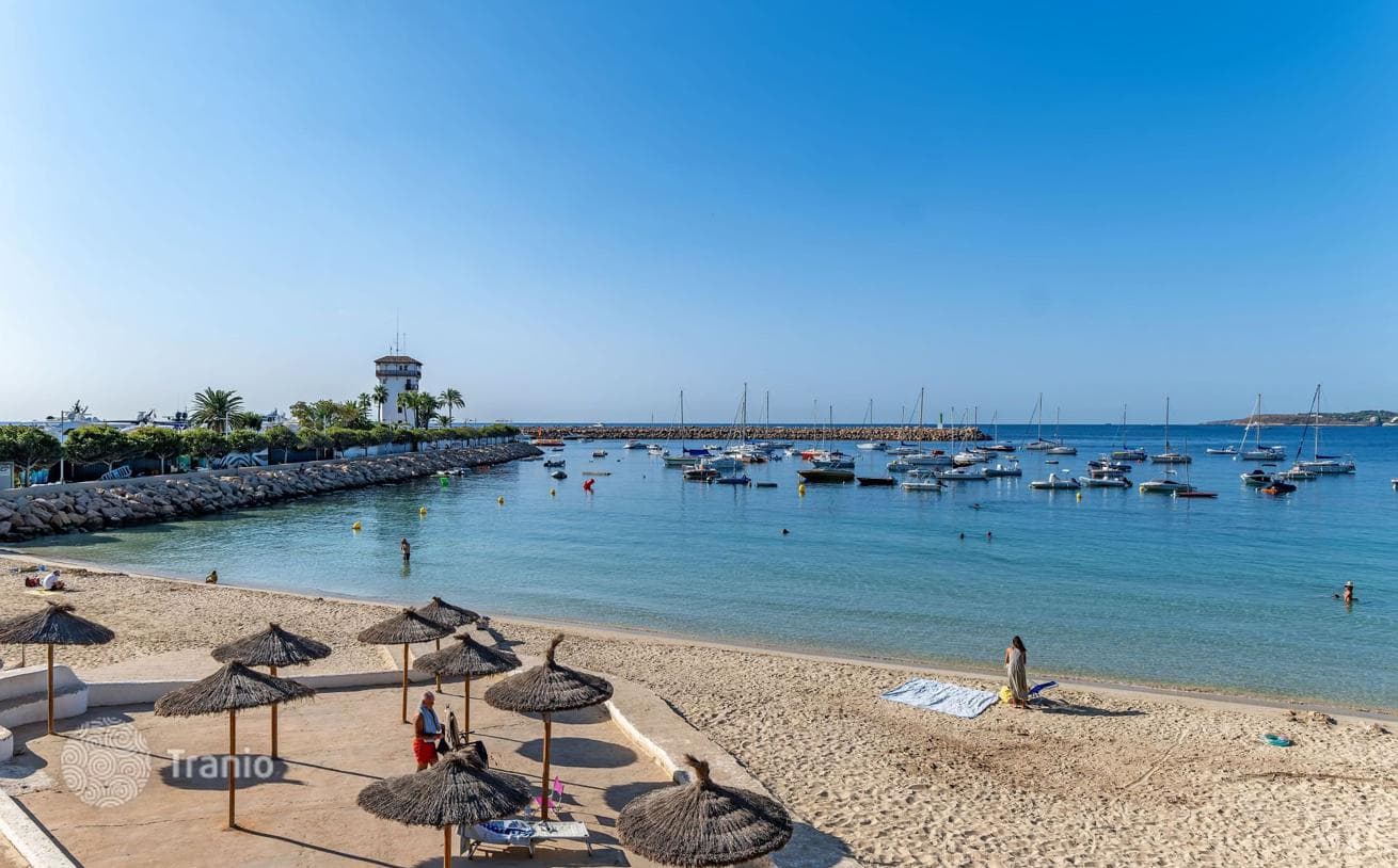 2-Bedroom Apartment with Sea View in Portals Nous, Mallorca