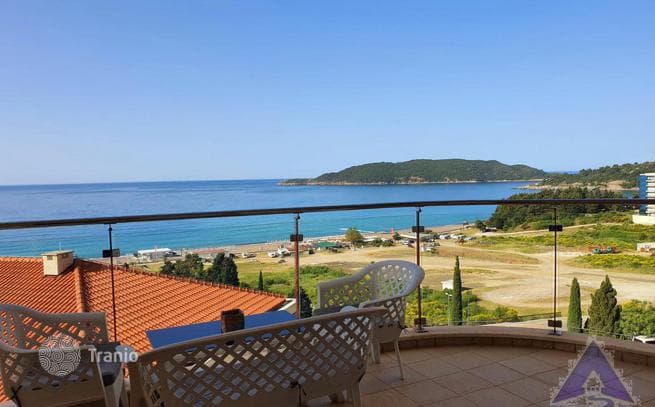 1-Bedroom Apartment with Sea View in Becici, Budva, photo 3
