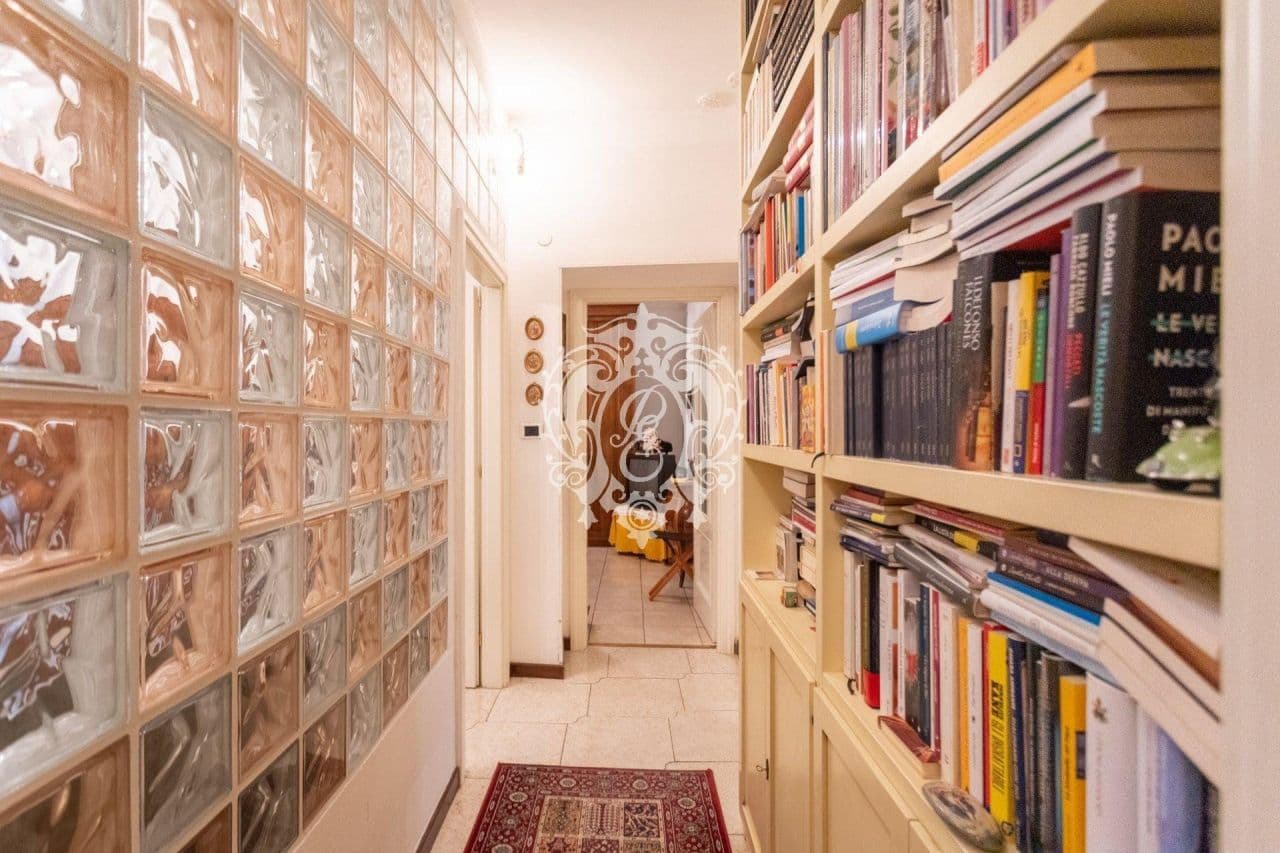 Квартира в Комо, Италия, 140 м², фото 4