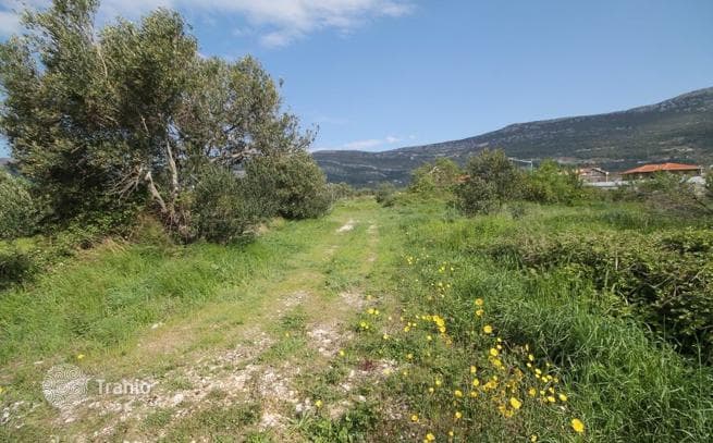1,500 m² Land Plot near Highway in Kastela, Split, photo 3