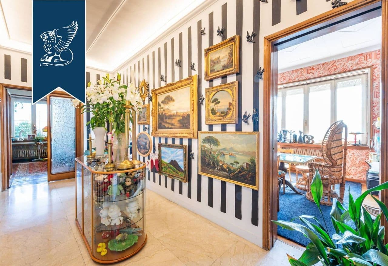 Апартаменты в Милане, Италия, 305 м²