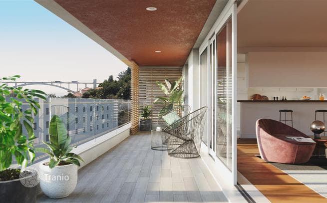 3-Bedroom Apartment with Pool in Porto, Portugal, photo 5