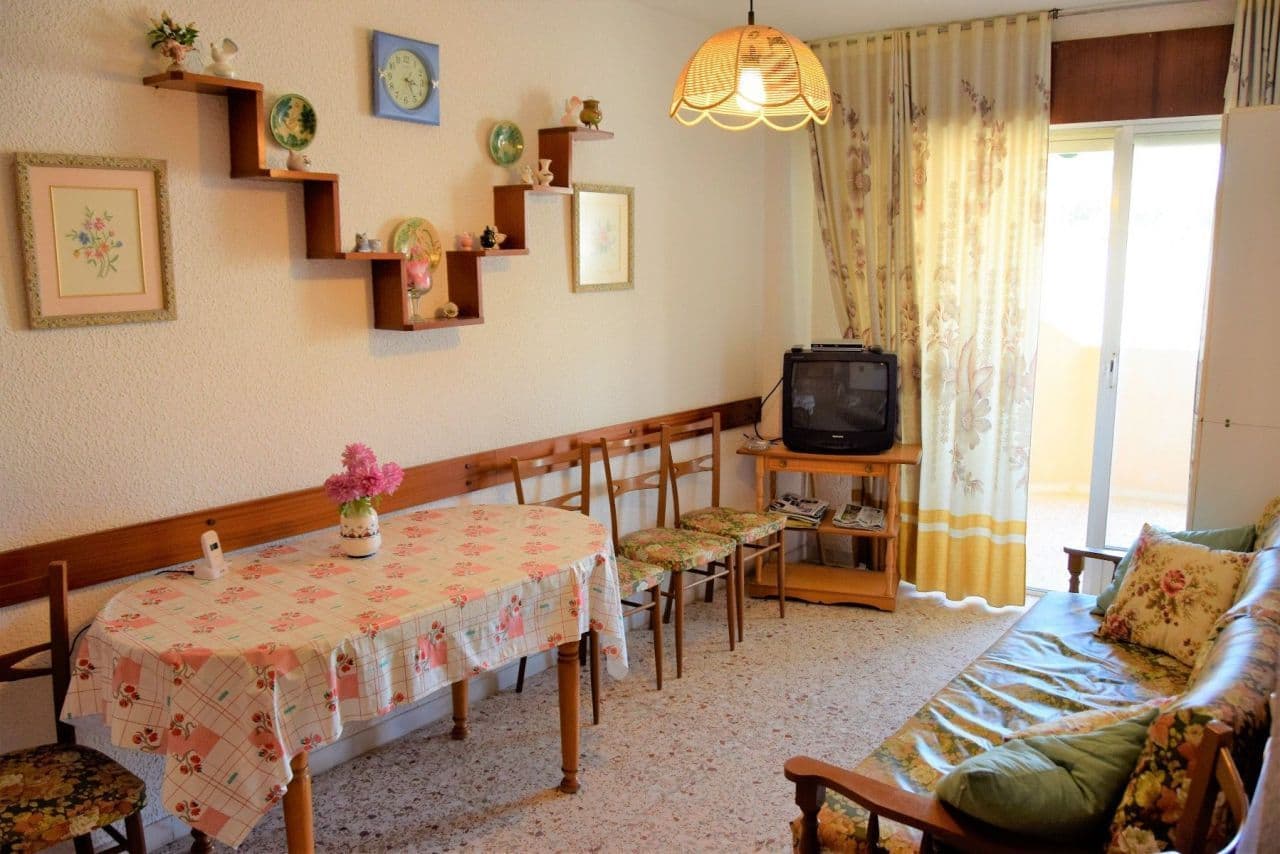 3-Bedroom Apartment in Guardamar del Segura, photo 3