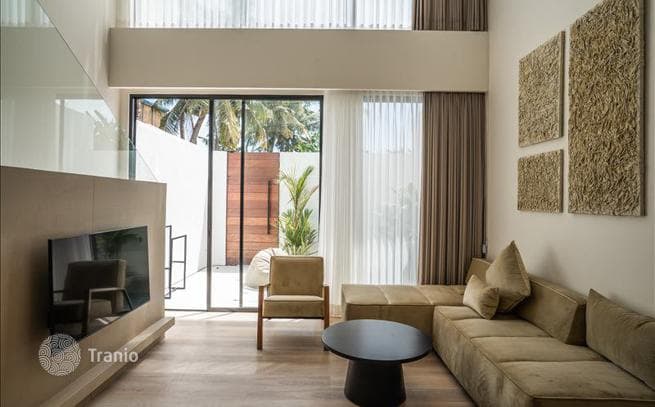 New Furnished Townhouses Near the Ocean in Batu Bolong, Bali