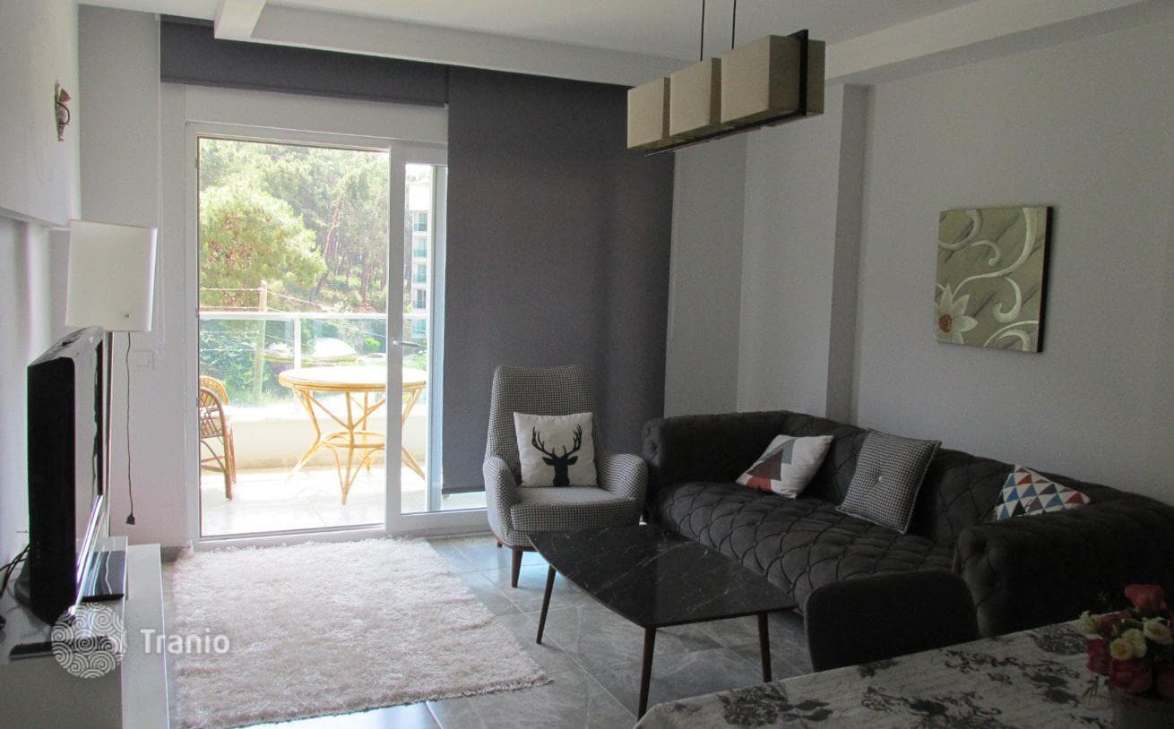 1-Bedroom Furnished Apartment with Pool and Tennis Court in Alanya