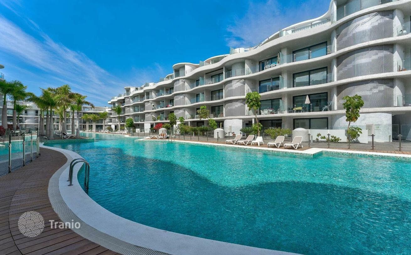 2-Bedroom Apartment with Parking in Palm-Mar, Tenerife, photo 2