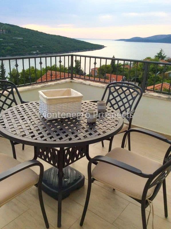 Apartment in Herceg Novi, Montenegro, photo 4