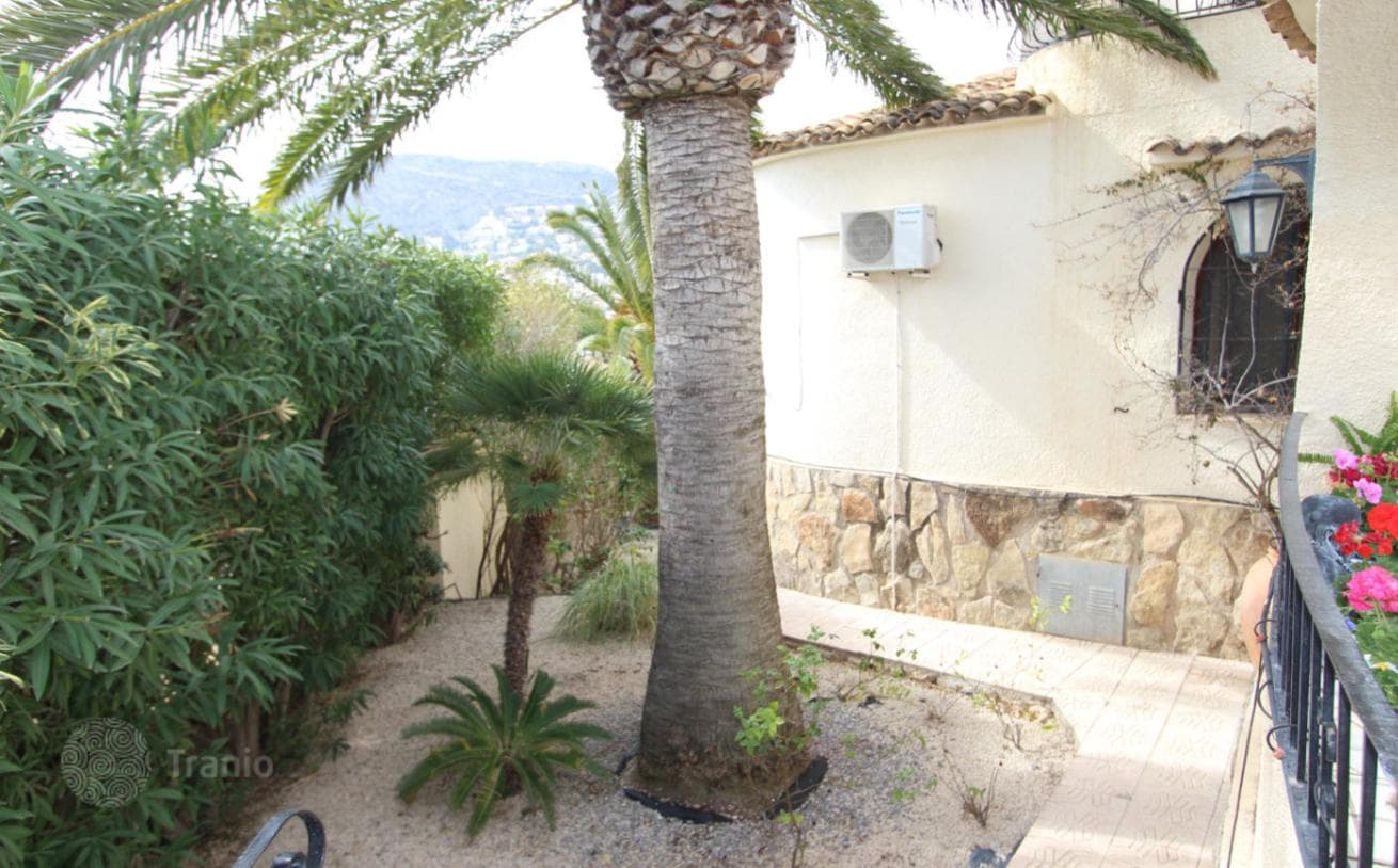 3-Bedroom Villa with Sea View in Calpe, photo 4