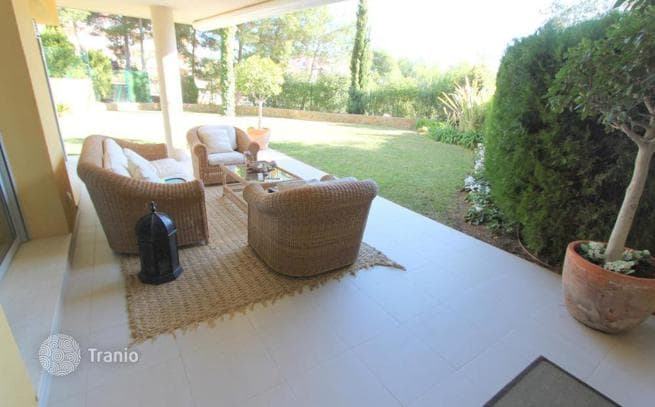 4-Bedroom Apartment with Private Garden in Sol de Mallorca, Mallorca, photo 3