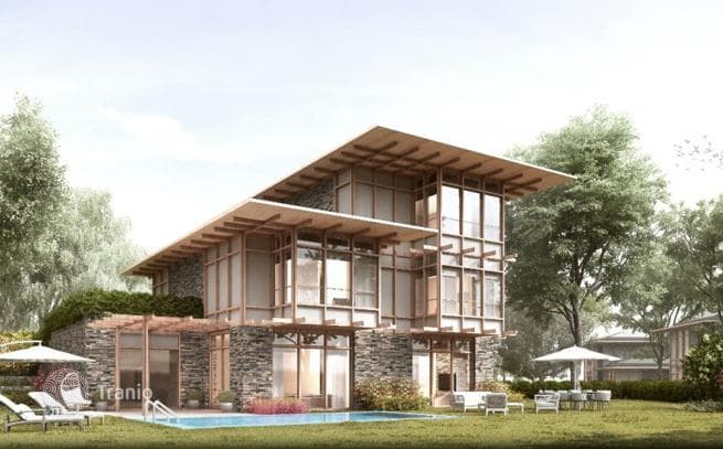 Modern Villa with Garden and Patio in Gated Residential Community, Istanbul