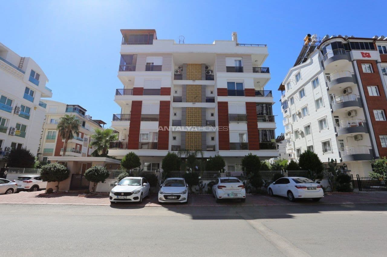 2-Bedroom Apartment in Konyaalti, Antalya