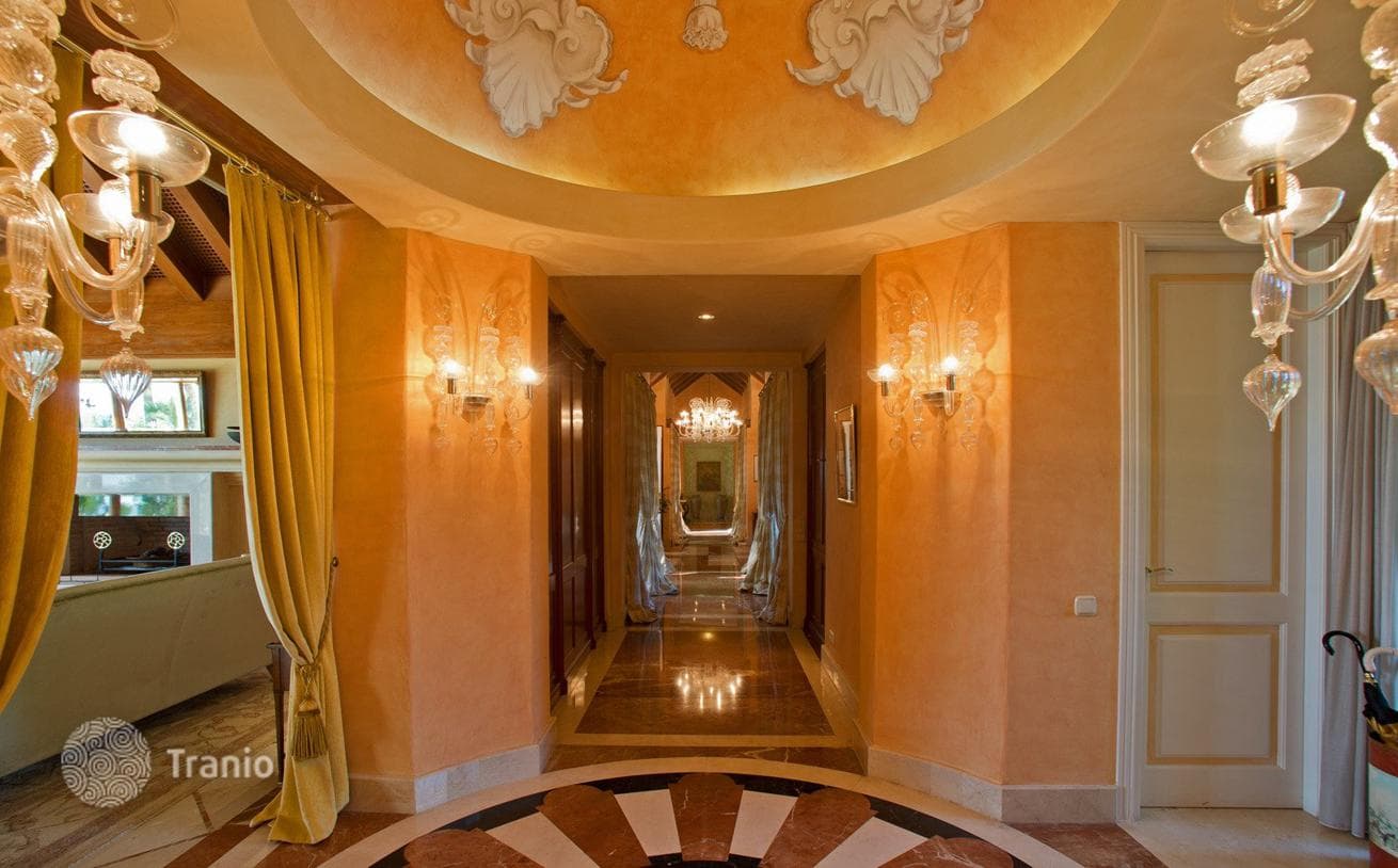 Classical Villa with Panoramic Sea Views in La Zagaleta, photo 5