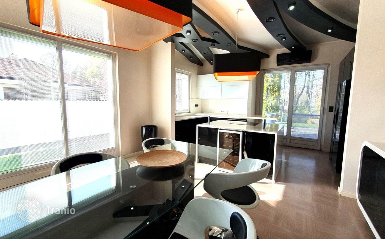 6-комнатный дом в городе 260 м² в Дебрецене, Венгрия, фото 2