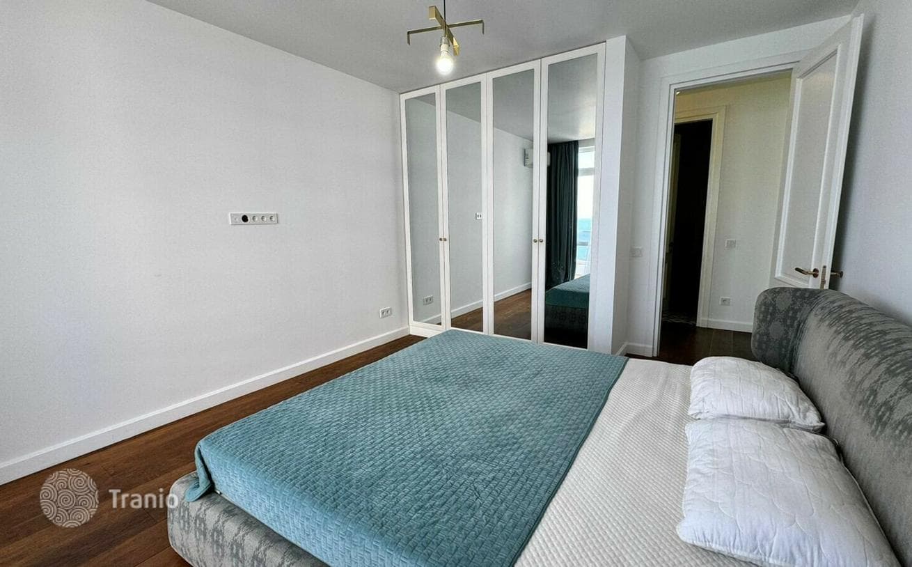 2-Bedroom Apartment with Panoramic Sea and City Views in Batumi, photo 5
