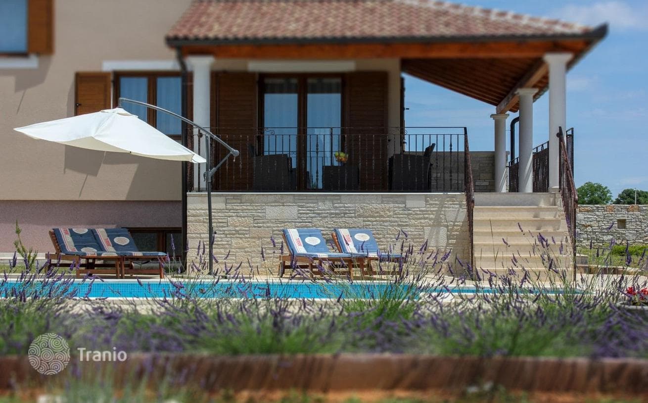 Luxury Villa with Private Pool and Sports Courts in Pula, Istria, photo 3