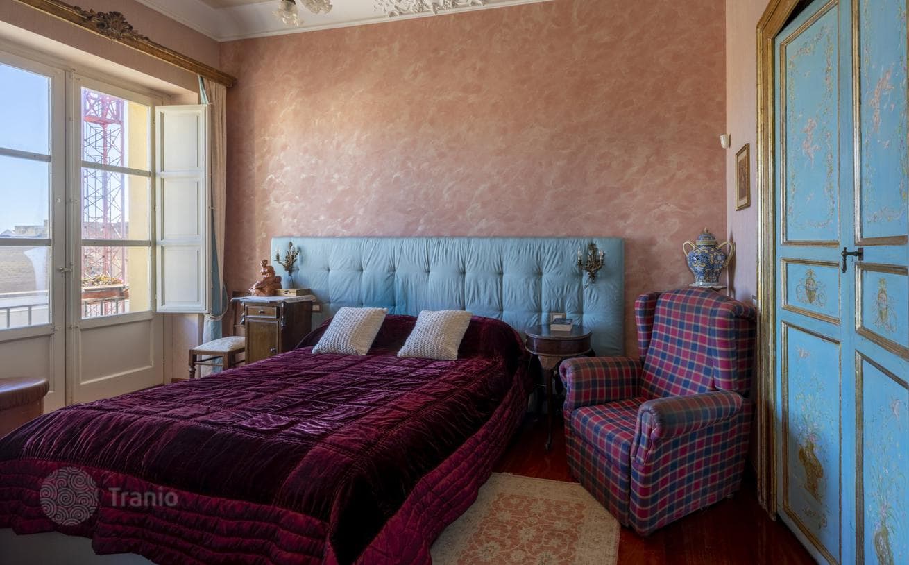 4-Bedroom Penthouse 270 m² in Palermo, Italy, photo 5