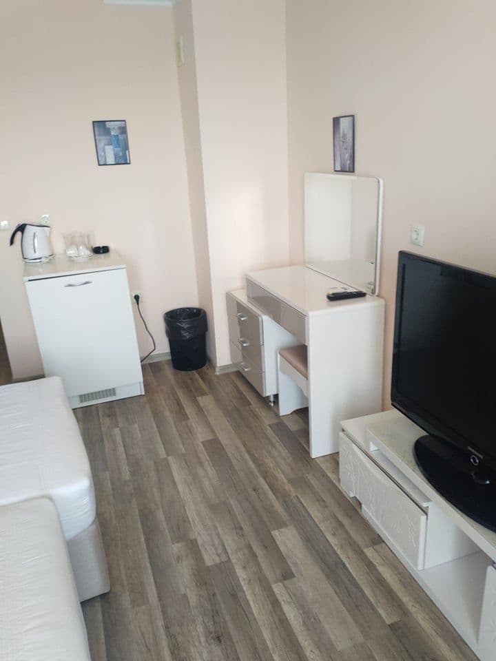 Studio Apartment on the Beachfront in Shkorpilovtsi, photo 4