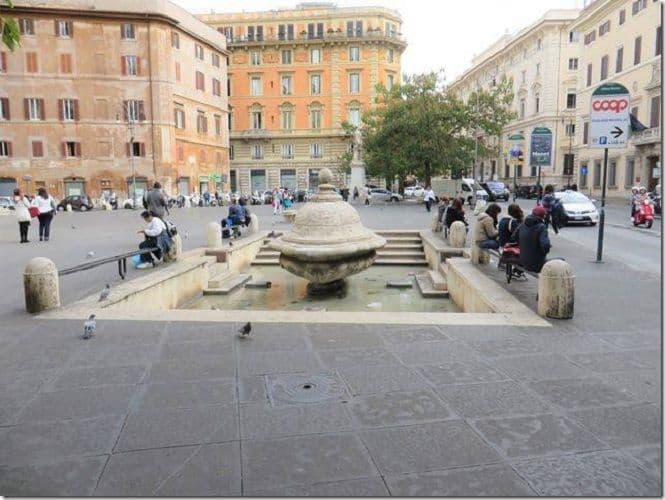 3-Bedroom Apartment in Rome, photo 2