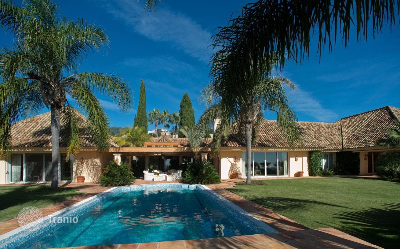 Classical Villa with Panoramic Sea Views in La Zagaleta, photo 2