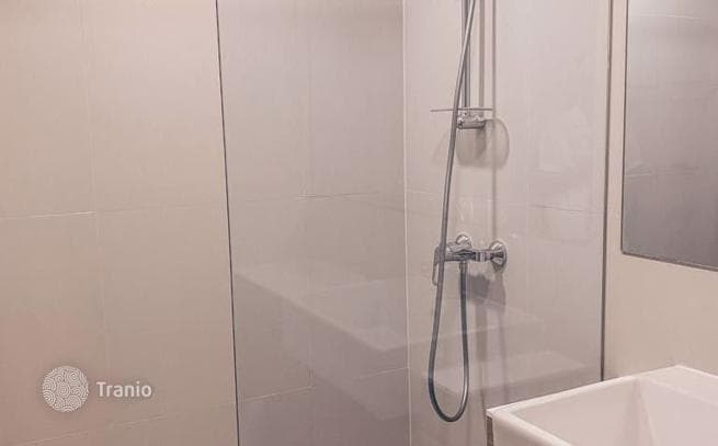 2-Bedroom Condo in Khlong Toei, Bangkok, photo 4