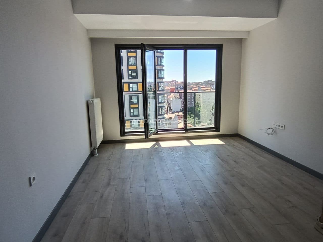 1-Bedroom Apartment in Kagithane, Istanbul, photo 5