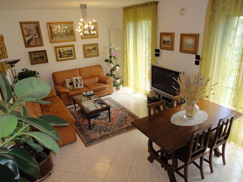 2-Bedroom Apartment in Arma di Taggia, photo 5