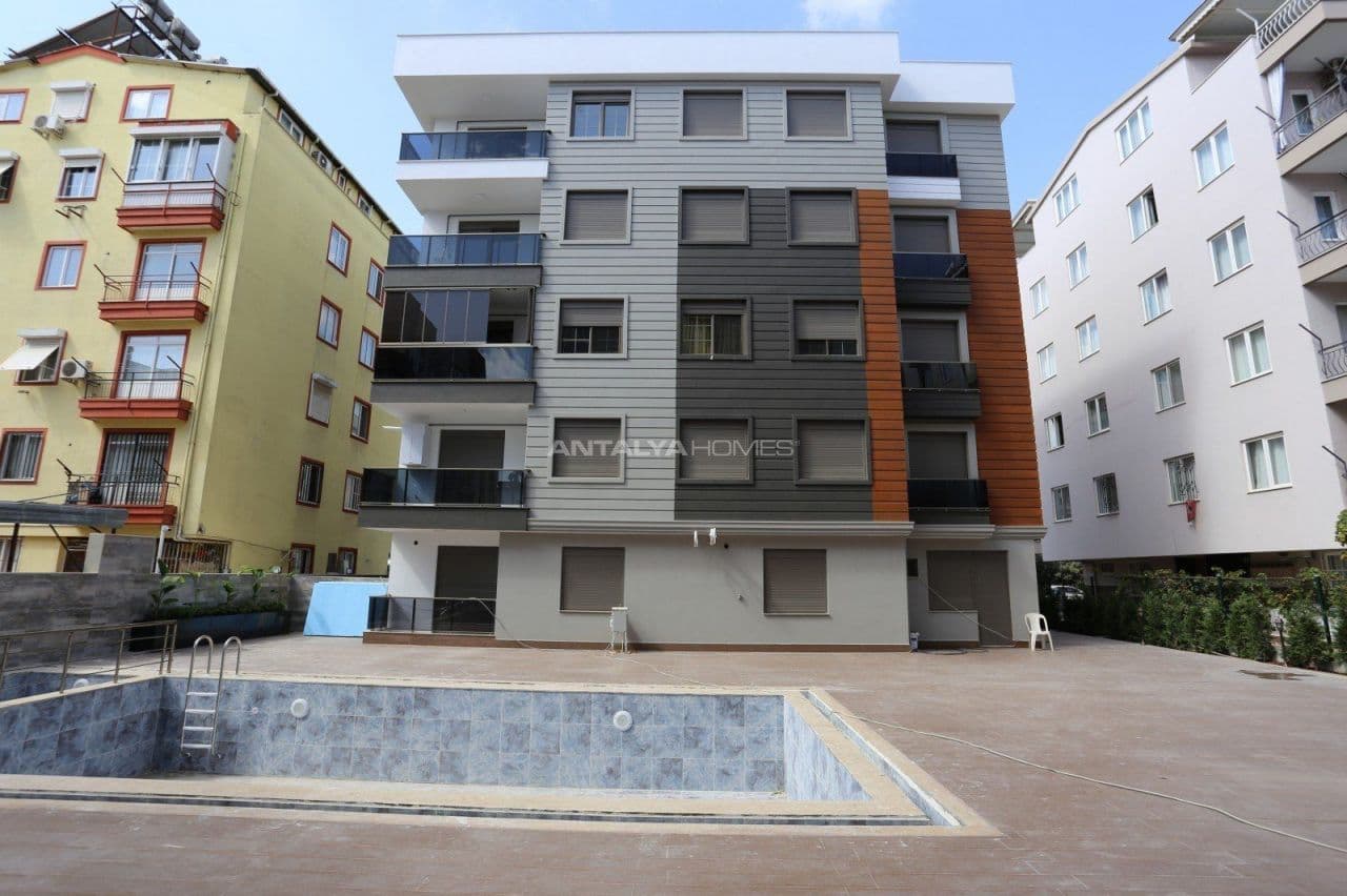 5-Bedroom Penthouse in Muratpasa, Antalya