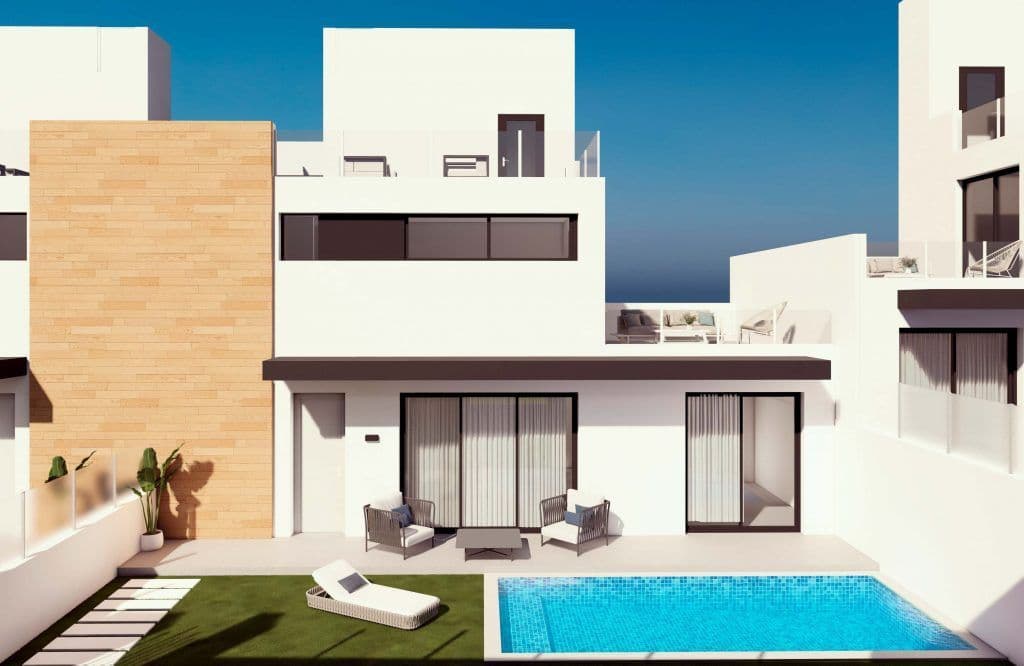 2-Bedroom Townhouse in Villamartin
