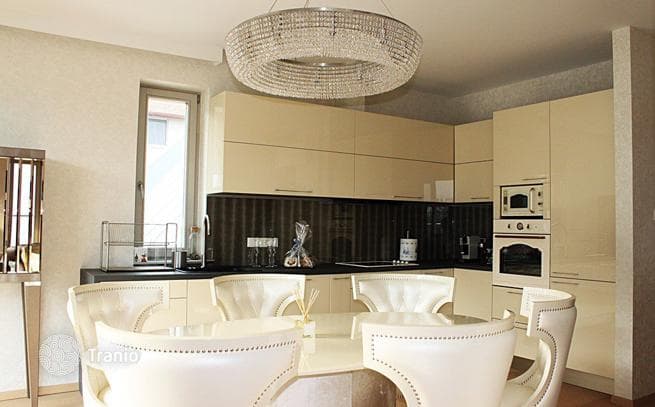 3-Bedroom Penthouse with Panoramic City View in District 12, Budapest, photo 2