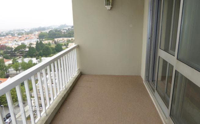3-Bedroom Apartment in Porto, photo 2