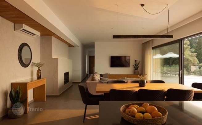 4-Bedroom Villa in Pentati, Corfu