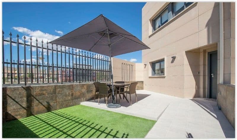 3-Bedroom Townhouse in El Campello, photo 4