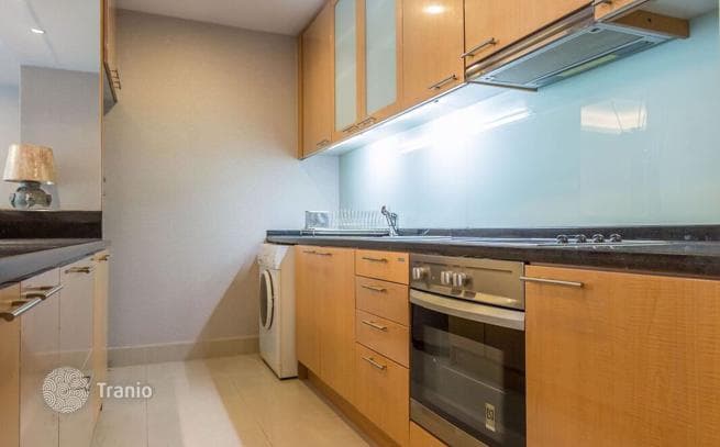 2-Bedroom Condo in Sathon, Bangkok, photo 2