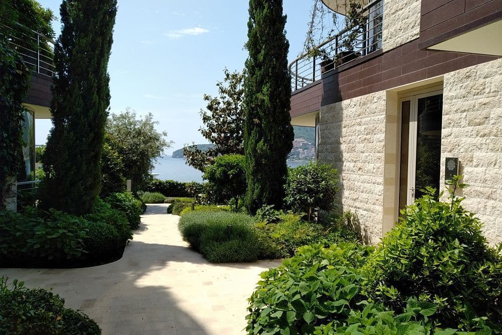 3-Bedroom Apartment in Budva, Montenegro, photo 4