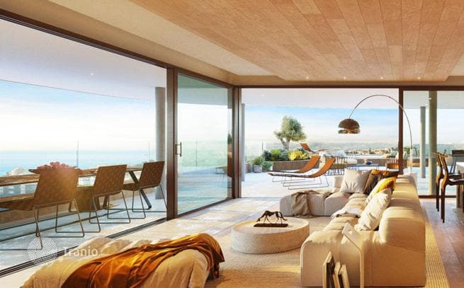 Designer Penthouse with Sea View and Private Pool in Fuengirola