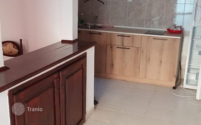 2-Bedroom House with Sea View and Parking in Susanj