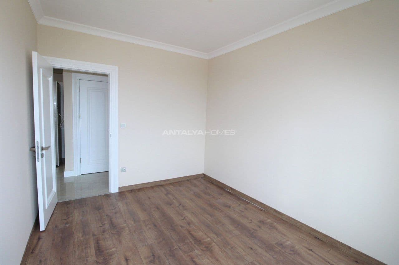 4-Bedroom Apartment in Sancaktepe, Istanbul, photo 2