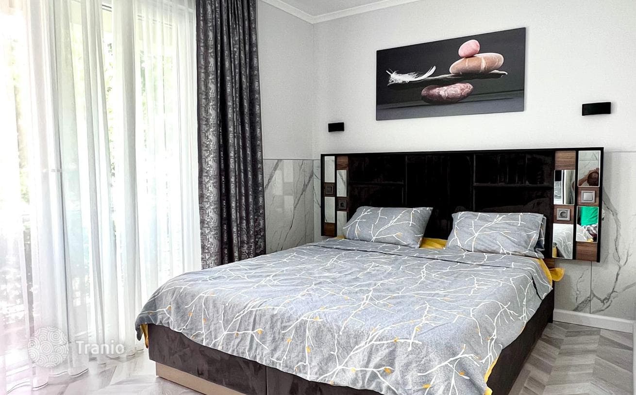 2-Bedroom Penthouse with Pool View in Kemer, photo 5
