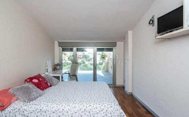 5-Bedroom House, 850 m² in Torrevieja, photo 5