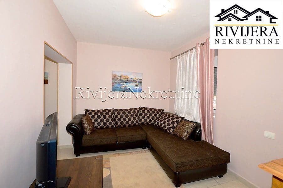 2-Bedroom Apartment in Baosici, Montenegro, photo 2