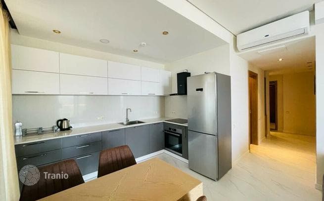 1-Bedroom Apartment with Panoramic Sea Views in Batumi, photo 3