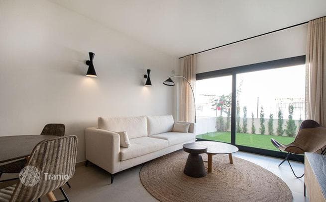 Minimalist Apartments 200 m from the Beach in Torrevieja