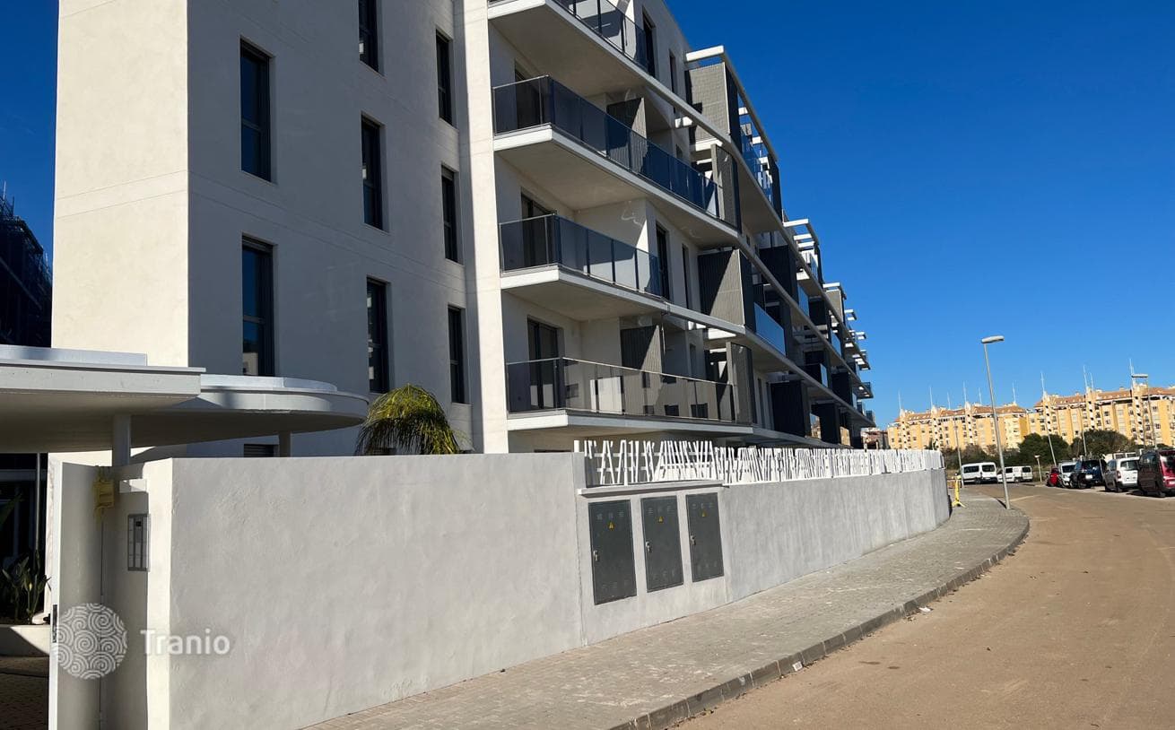 3-Bedroom Apartment with Mountain View in Denia, Alicante, photo 5