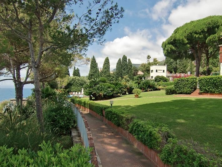 3-Bedroom Penthouse in Genoa, photo 5