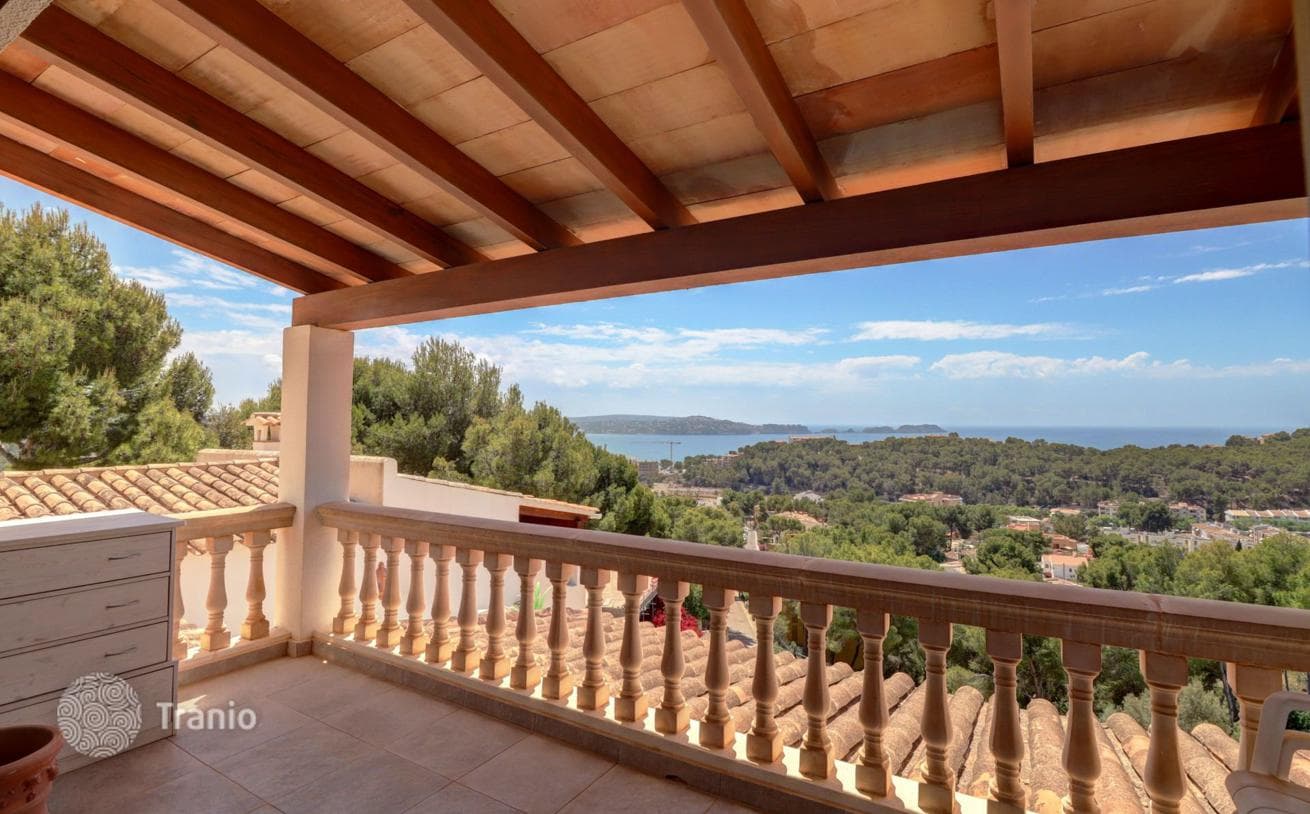 2-Bedroom Penthouse with Sea View in Peguera, Mallorca, photo 4